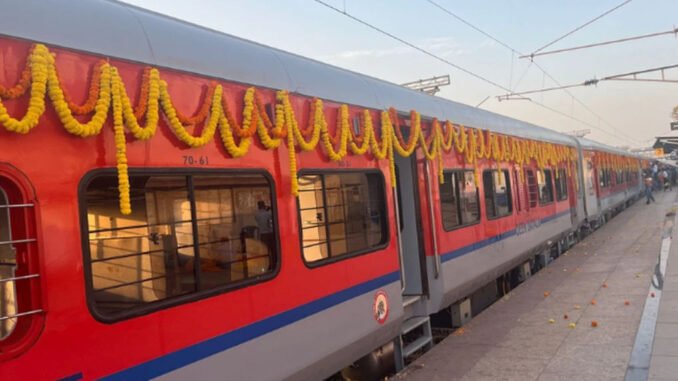 Modernisation des Chemins de Fer au Bengale Occidental - Gare Express